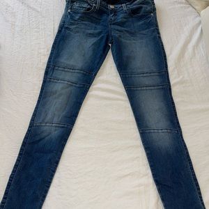 GUESS Lowrise Jegging Maxine Fit